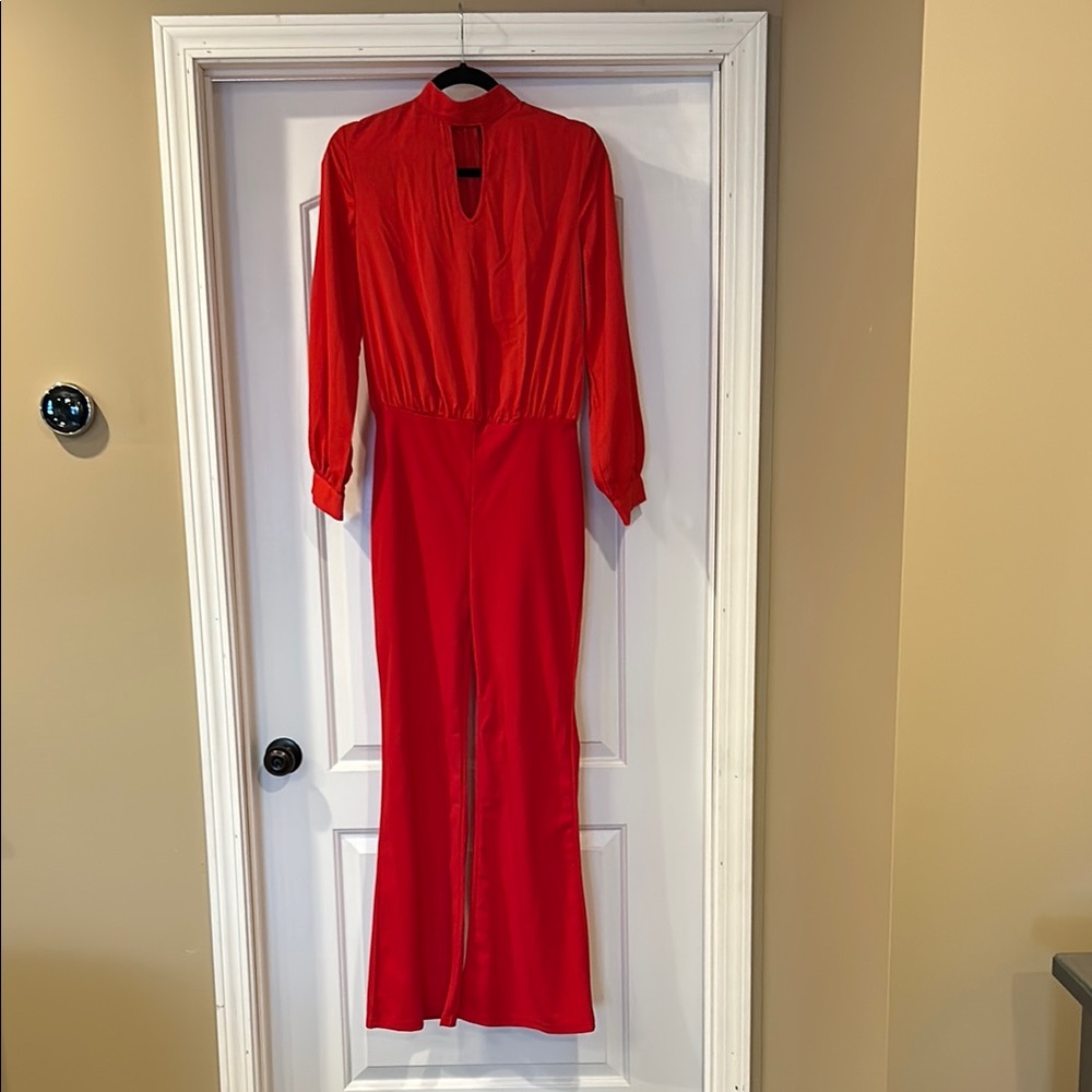 Elegant Red Women's Jumpsuit - Picture 4 of 5
